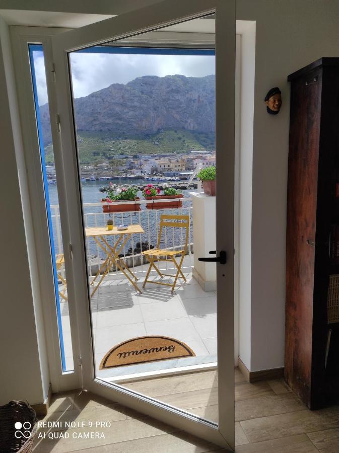 La Casa Di Giulio - Holiday Home Isola delle Femmine Exteriör bild